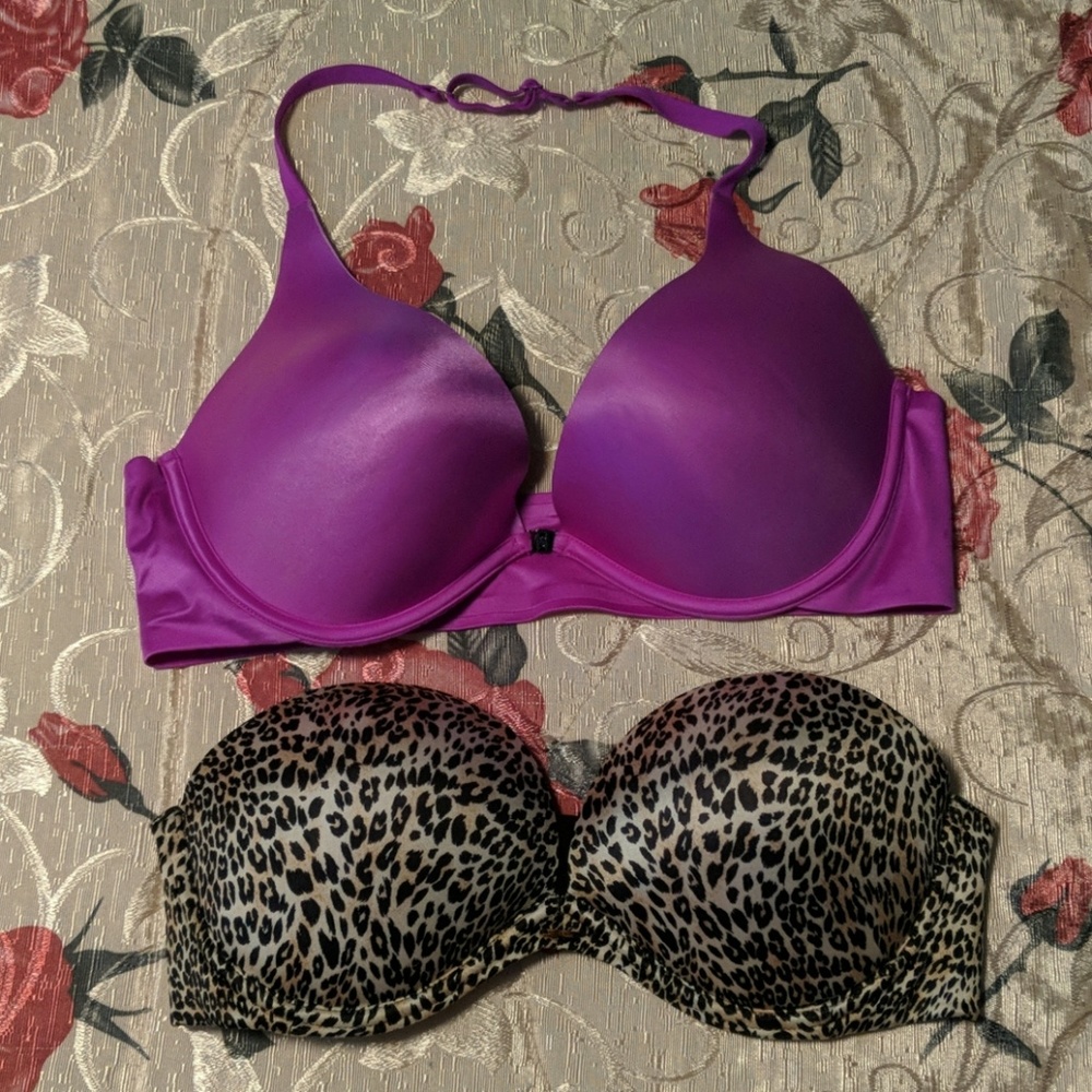 2 Victoria Secret Bras